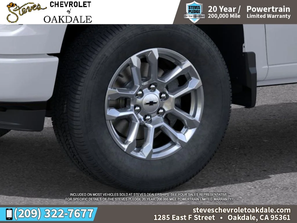 New 2026 Summit White Chevrolet RST image 9