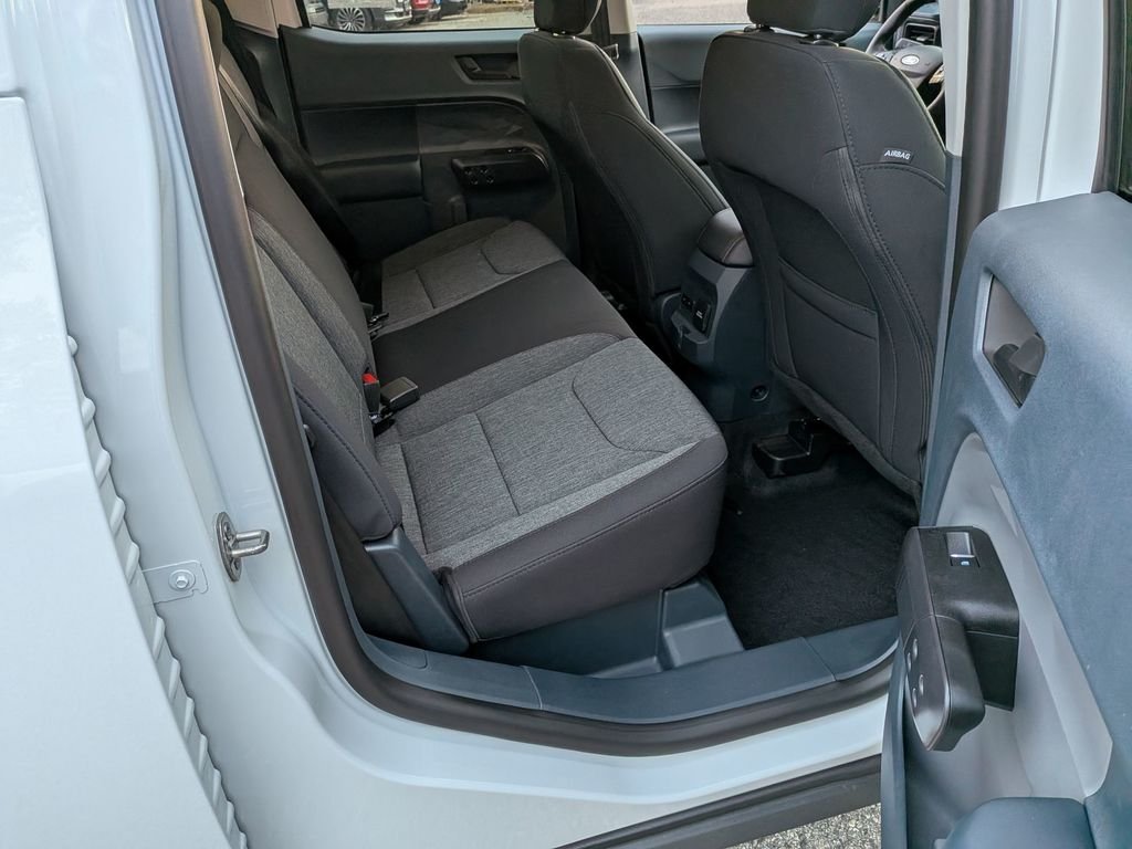 New 2026 Oxford White Ford XLT image 33