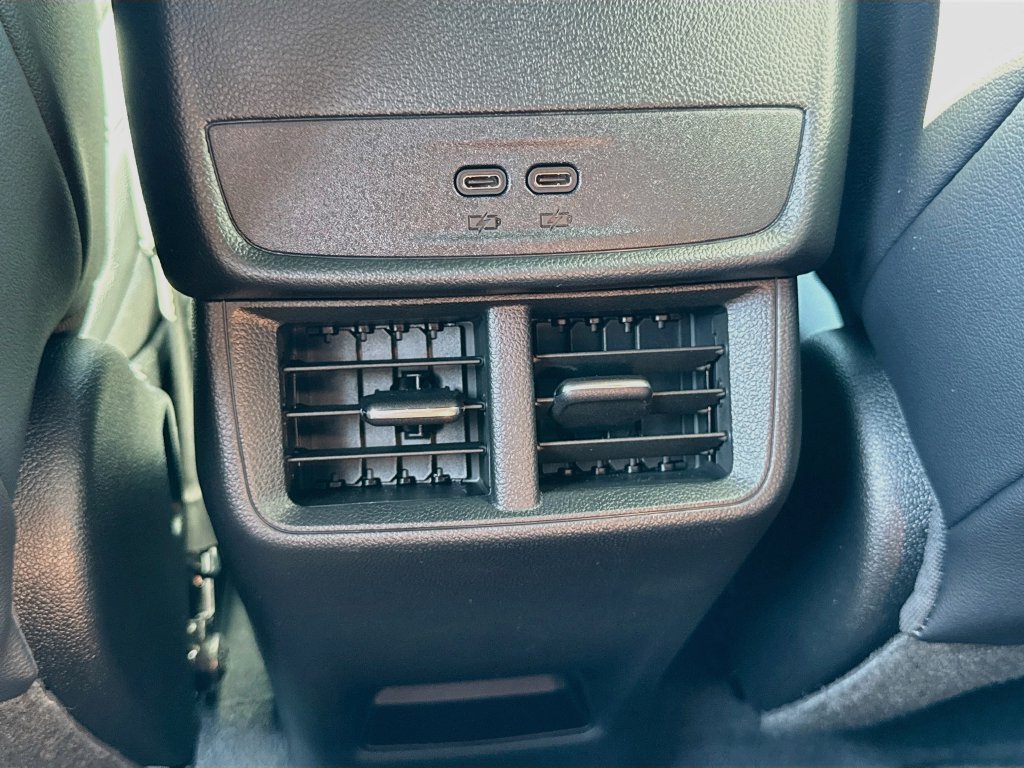 2027 Chevrolet Equinox LT - Photo 26