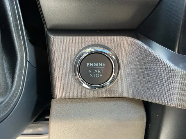 New 2027 Gray Ford Platinum image 40