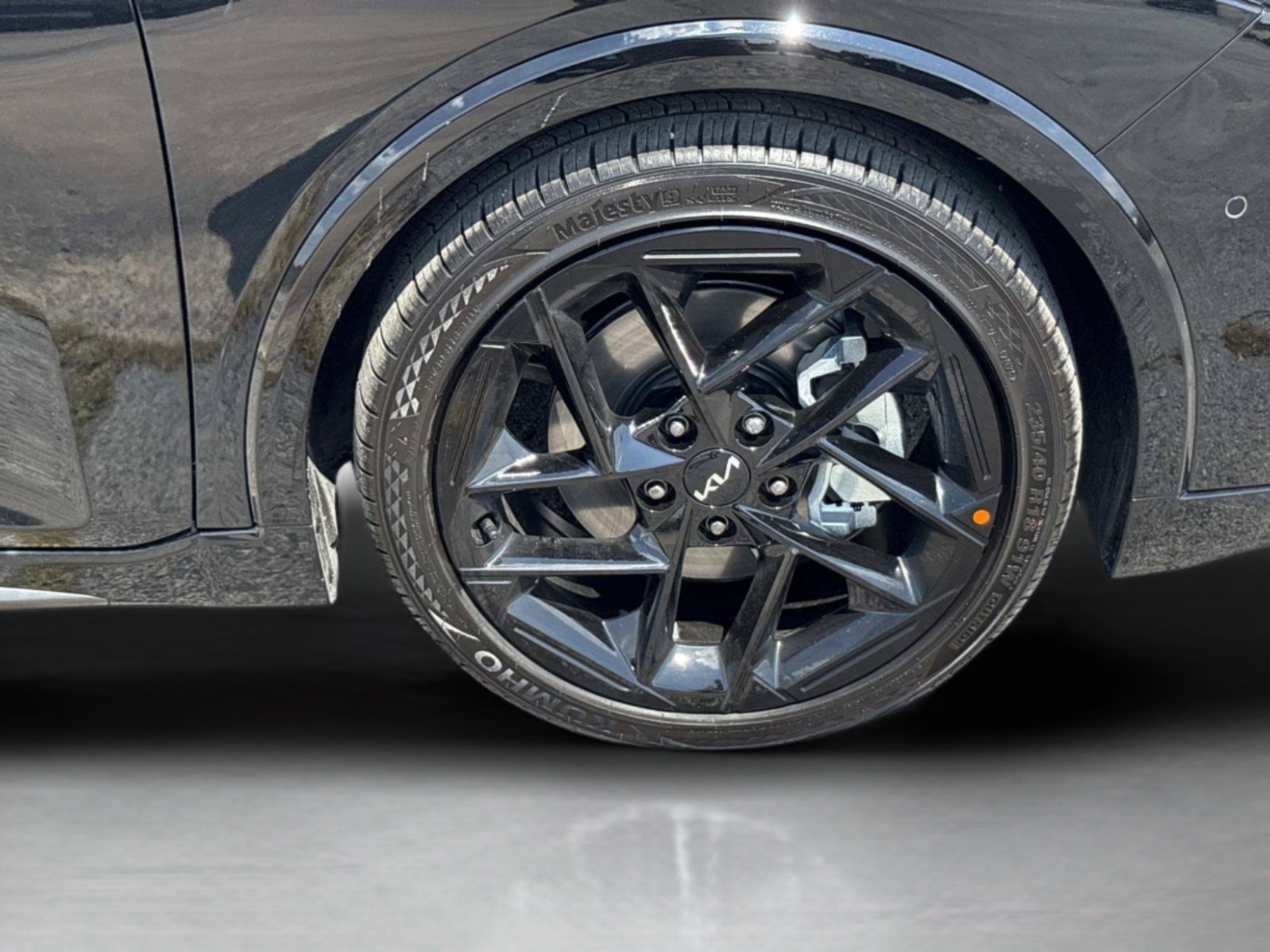New 2026 Aurora Black Pearl Kia GT-Line Turbo image 31
