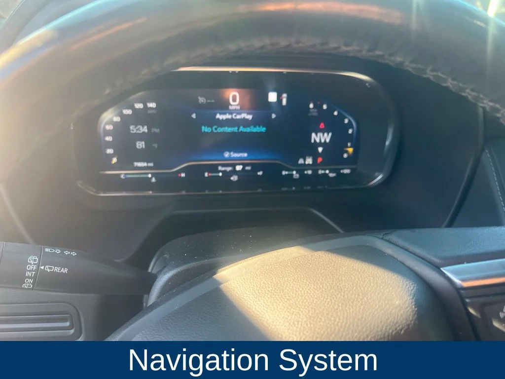 Used 2022 BLACK Chevrolet LT image 2