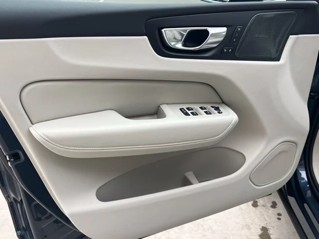 2026 Volvo XC60 Ultra - Photo 22