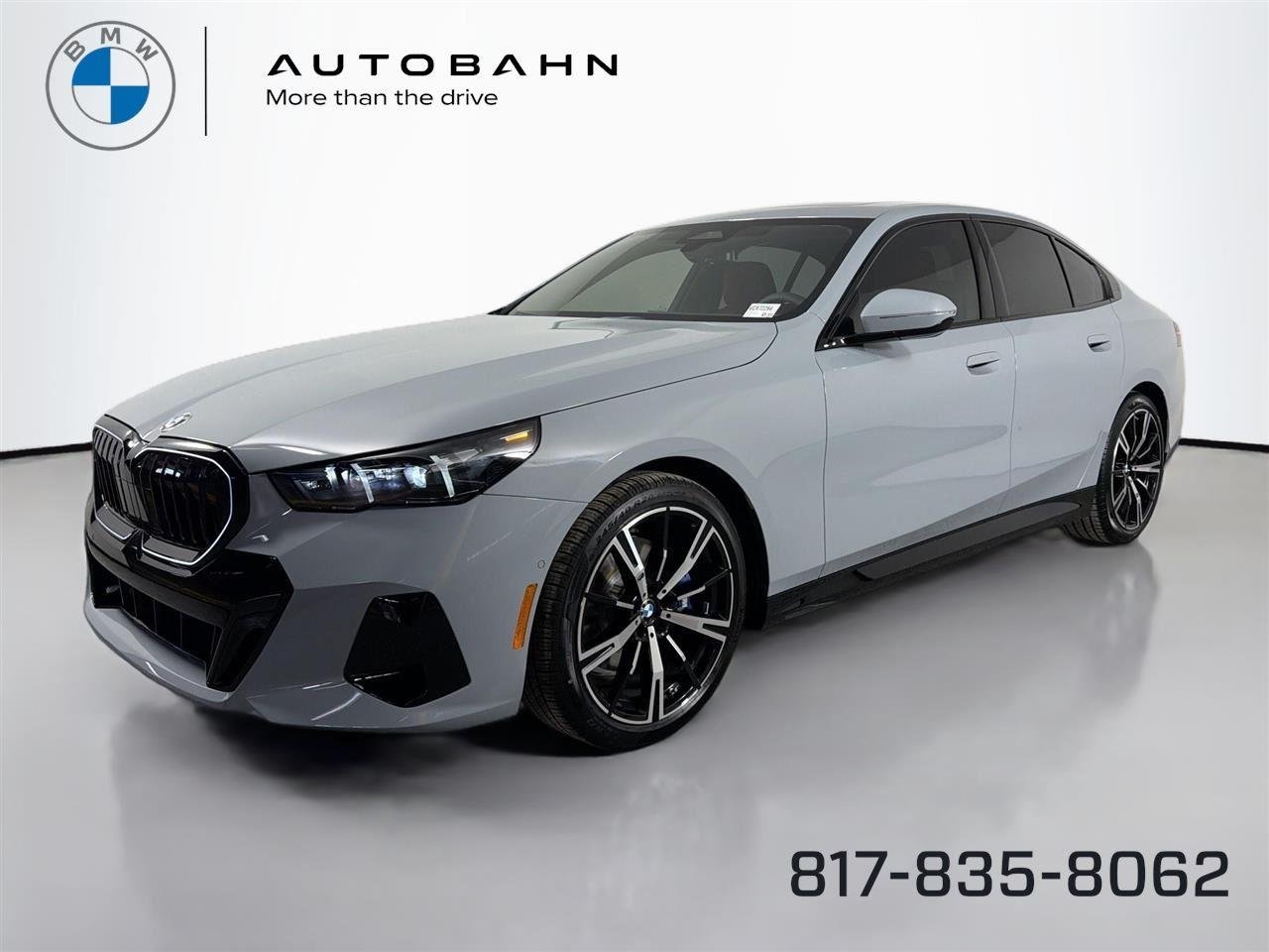 New 2027 Brooklyn Grey Metallic BMW 530i image 2