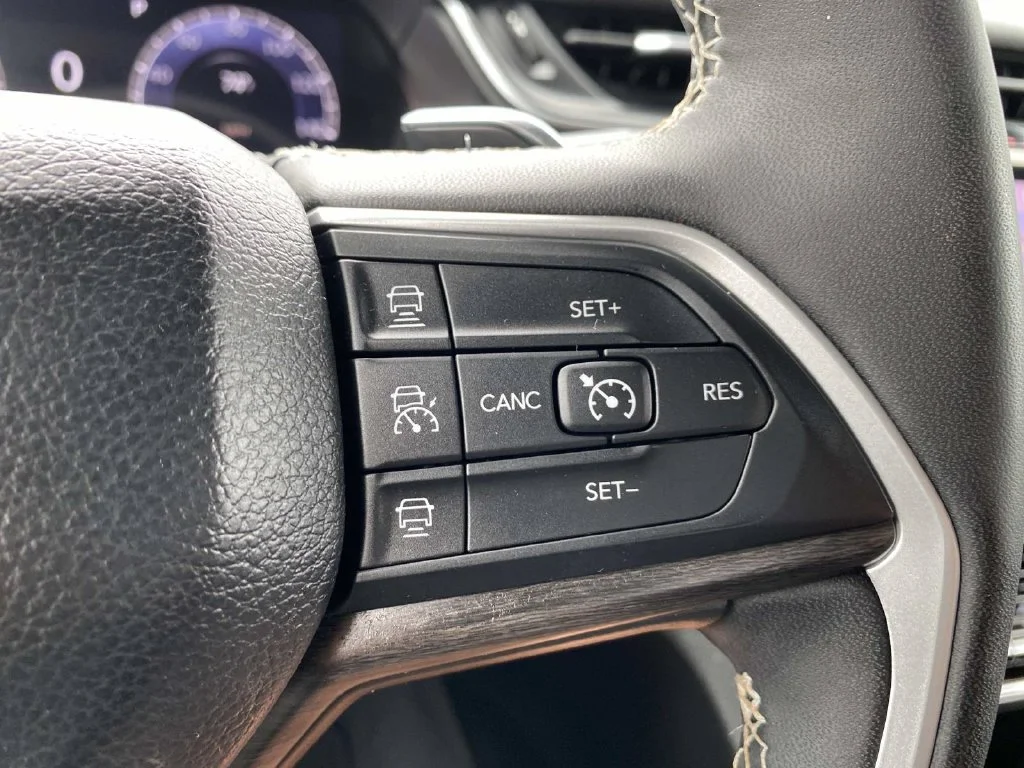 Certified Used 2023 Gray Jeep Limited image 17