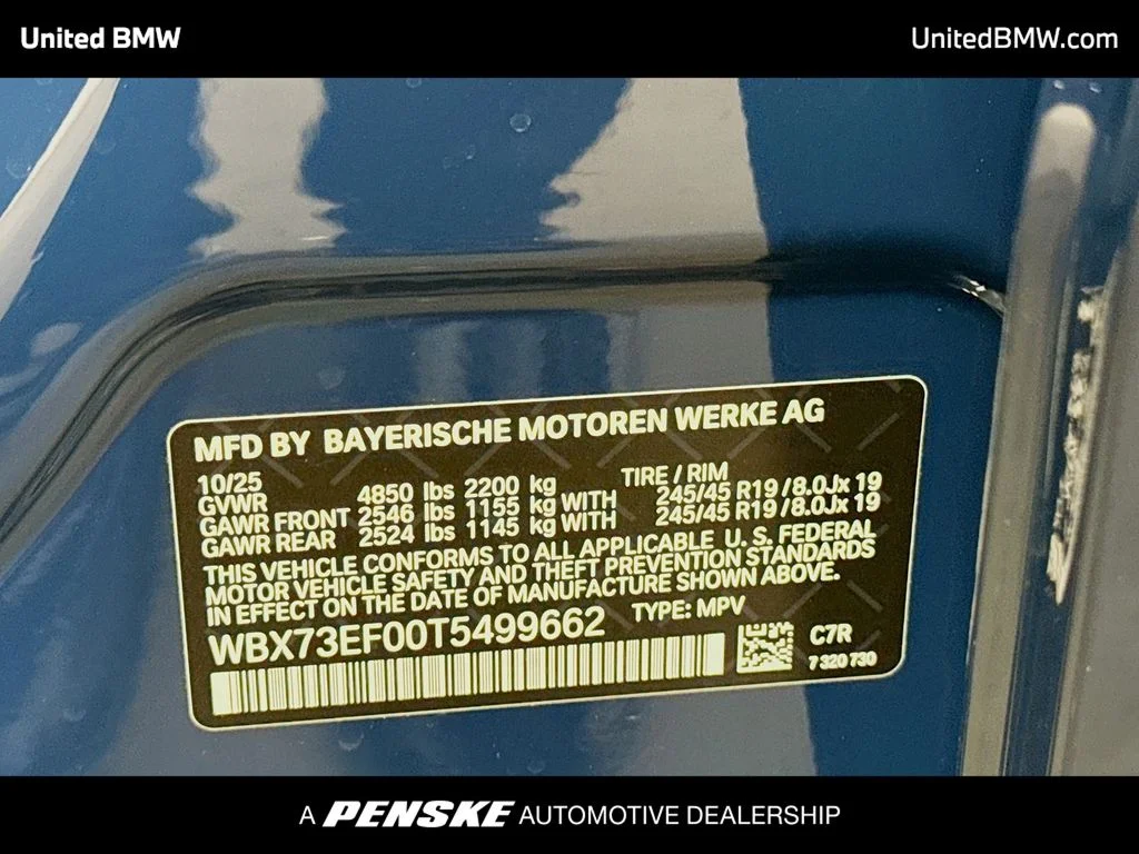 Used 2026 Night Dusk Blue Metallic BMW xDrive28i image 14