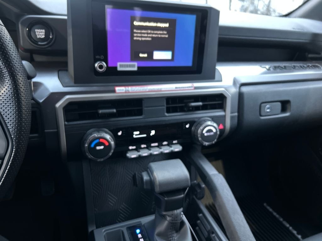 2026 Toyota Tacoma SR5 - Photo 11