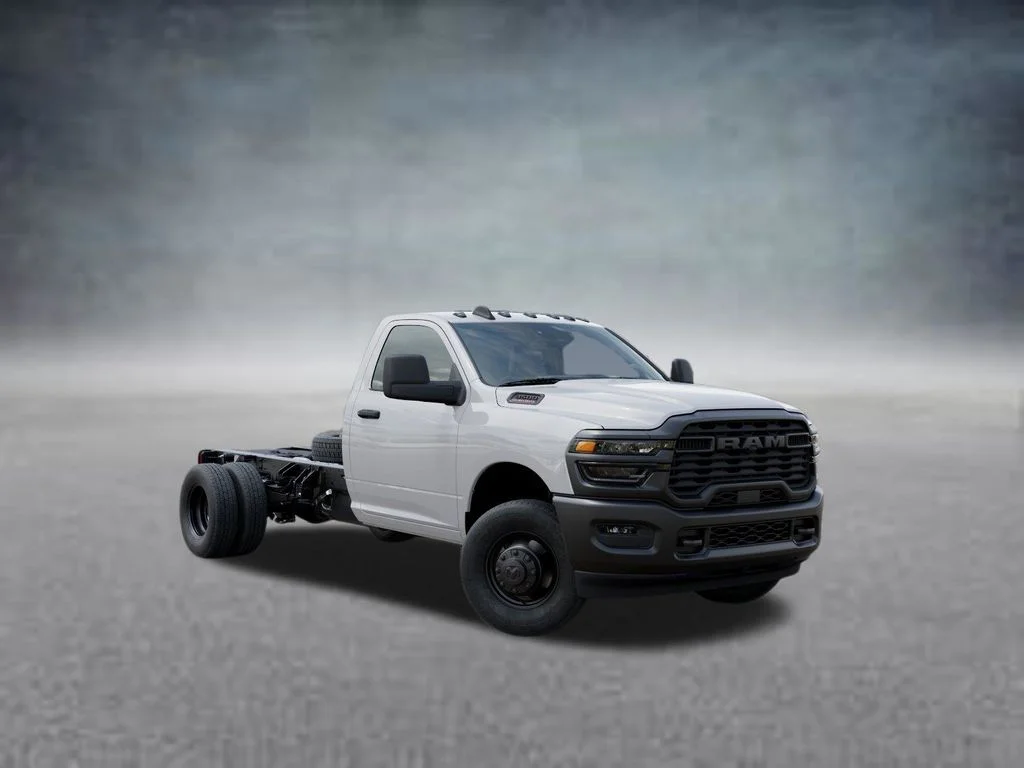 New 2026 Bright White Clear-Coat Exterior Paint RAM Tradesman image 5