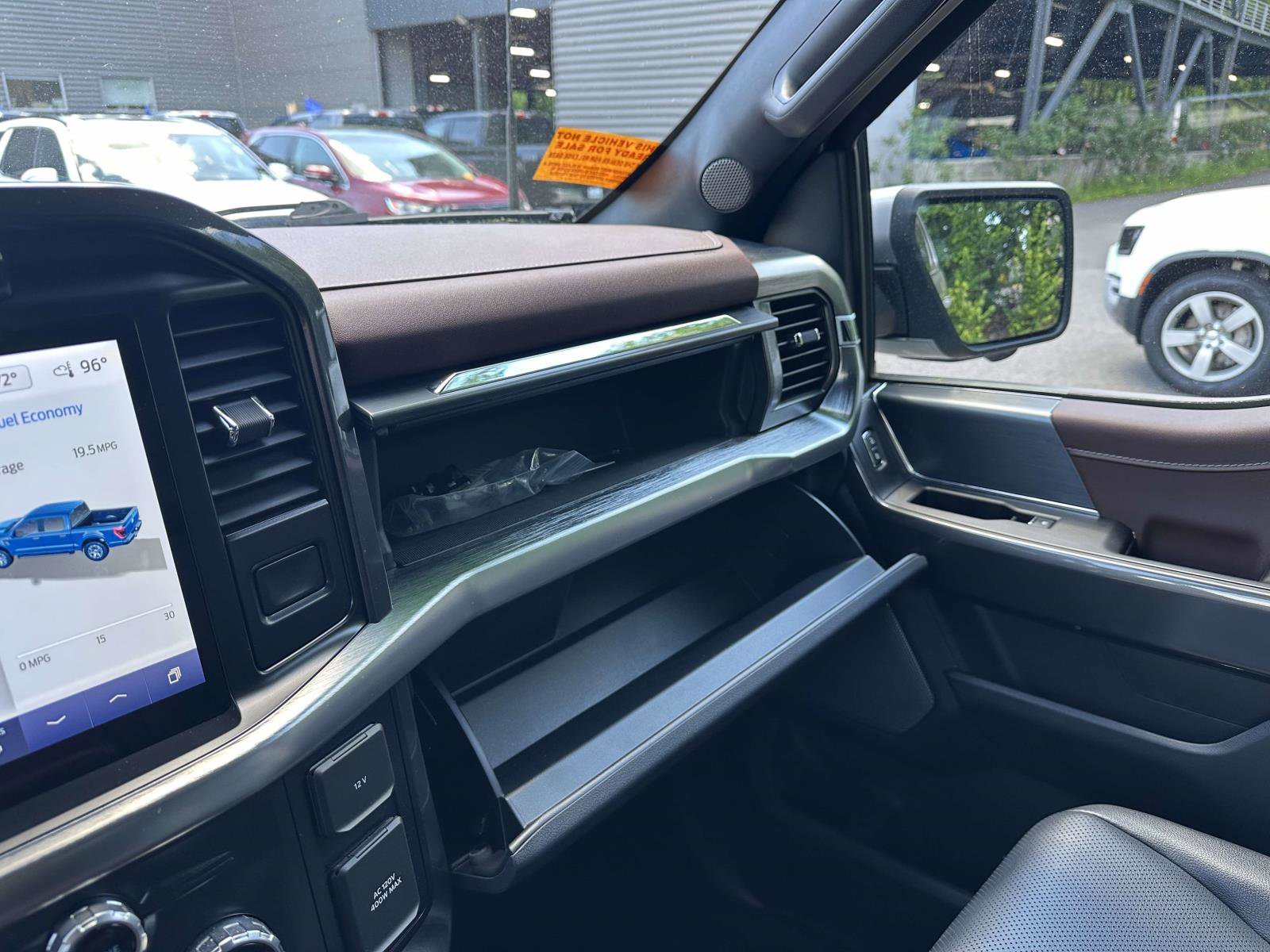 Certified Used 2023 Silver Metallic Ford LARIAT image 19