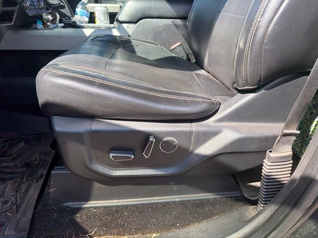 Used 2016 Black Ford Lariat image 9