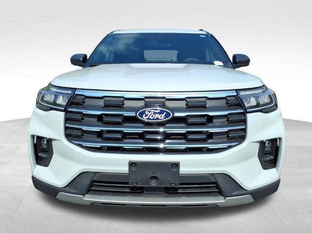 New 2027 Avalanche Gray Ford Active image 17