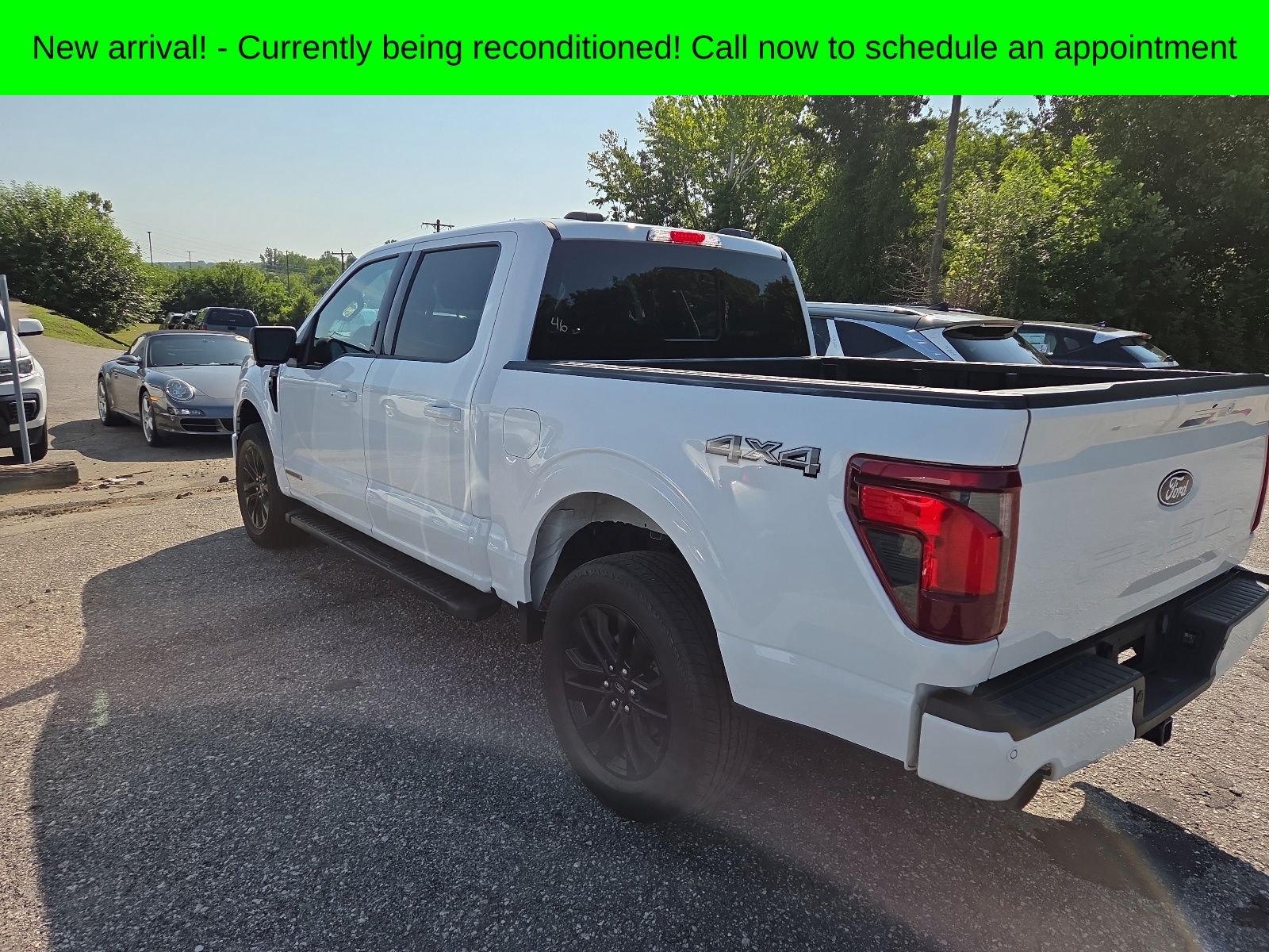Used 2024 Oxford White Ford XLT image 4