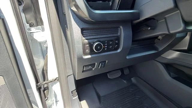 New 2026 White Ford Lariat image 33