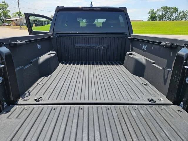 Used 2025 Black Toyota SR5 image 23