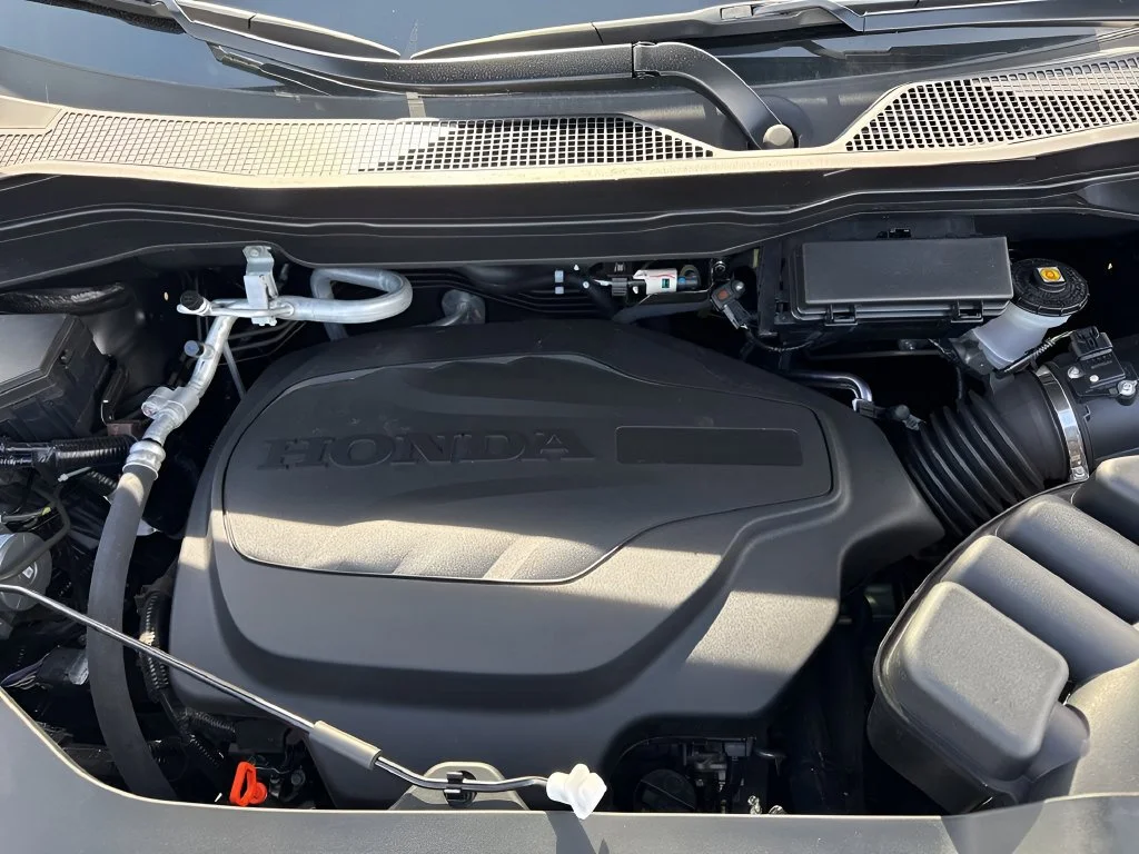 Used 2025 Black Honda RTL image 32