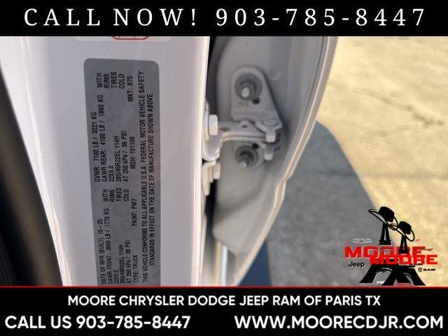 New 2026 Bright White Clear-Coat Exterior Paint RAM Laramie image 15