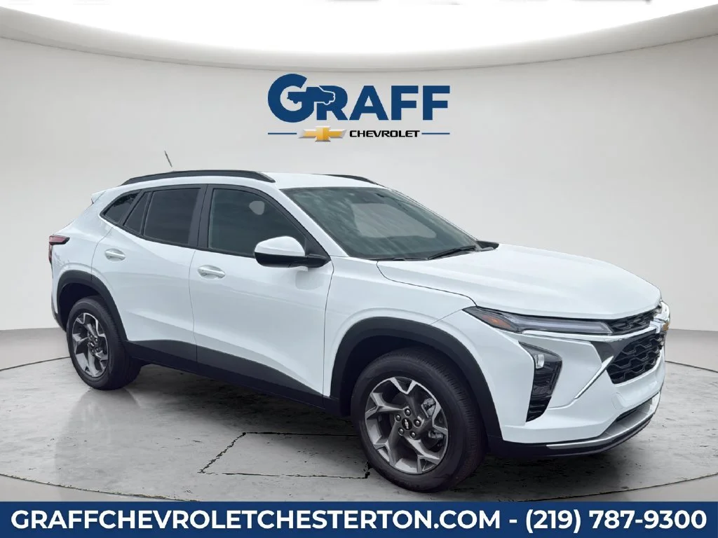 2026 Chevrolet Trax LT - Photo 10