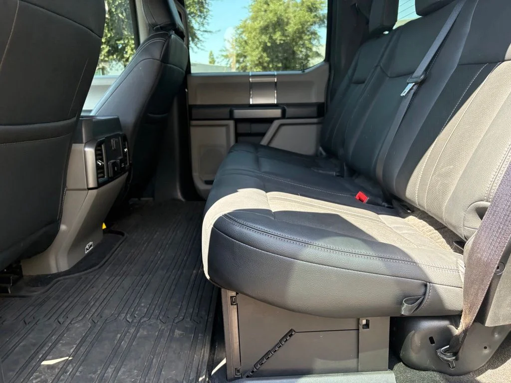 Used 2022 Gray Ford XLT image 10