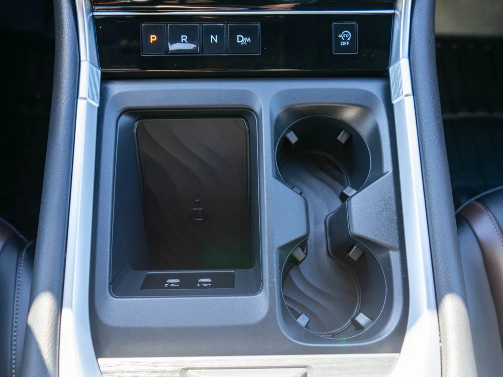 Used 2026 White Nissan SL image 30