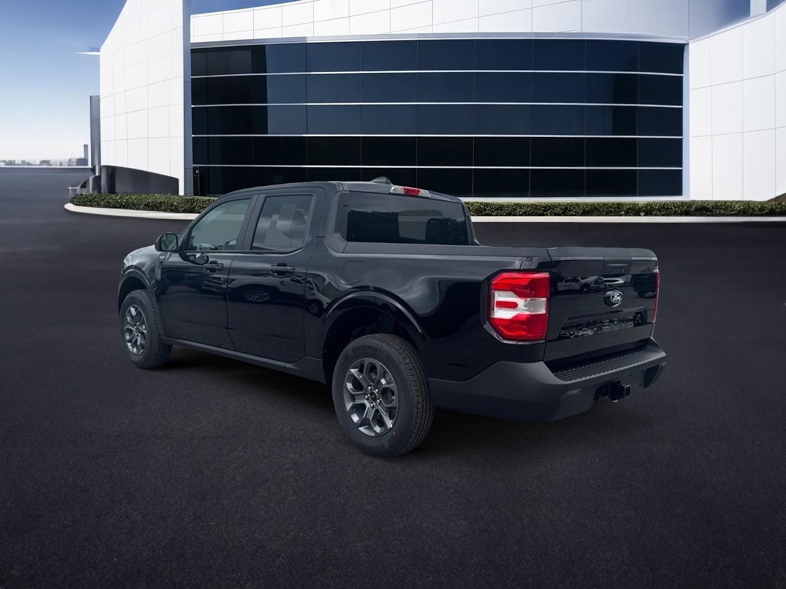 New 2026 Shadow Black Ford XLT image 8