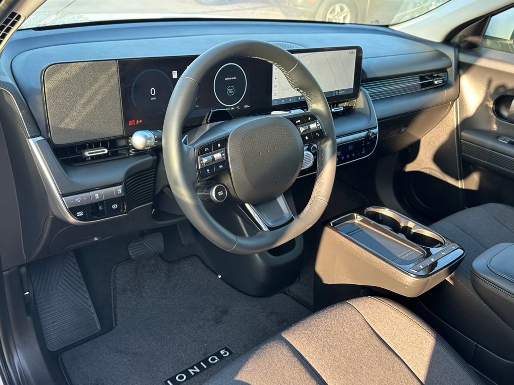 2025 Hyundai IONIQ 5 SE - Photo 14
