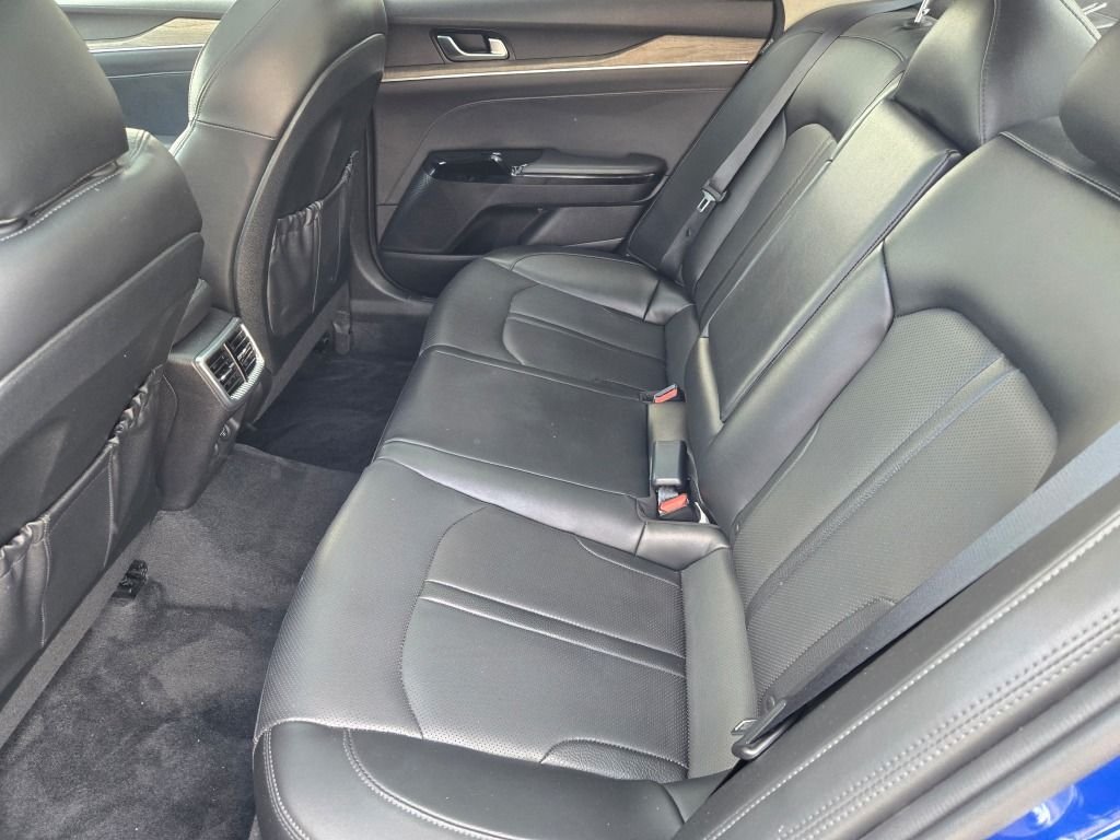 Used 2021 Sapphire Blue Kia EX image 14