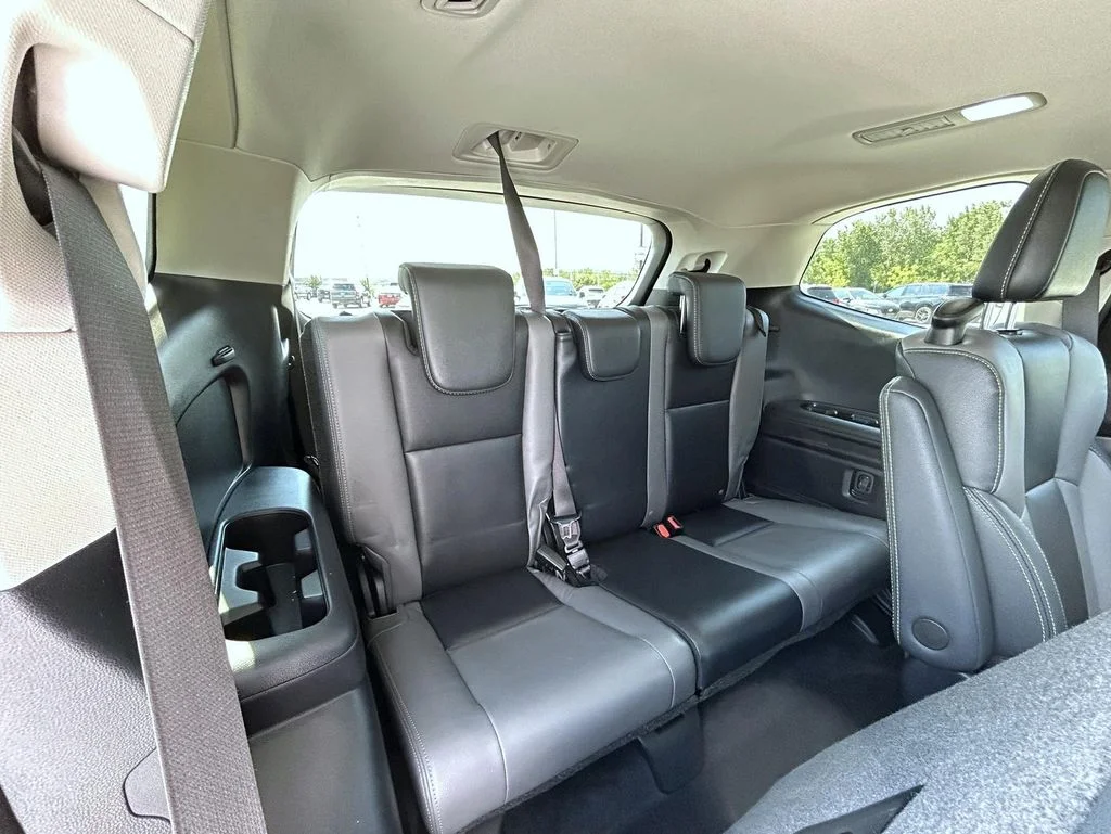 Used 2023 Red Subaru Onyx Edition image 20