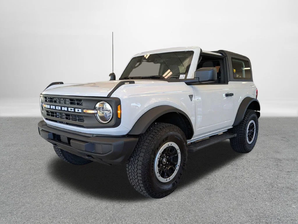 New 2026 Oxford White Ford Base image 2