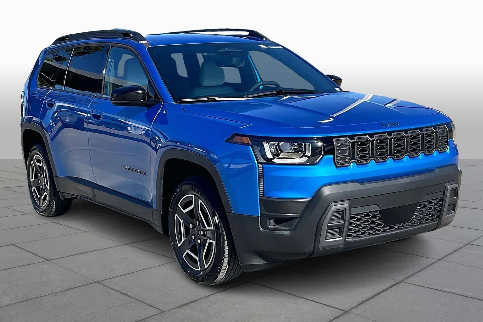 New 2026 Hydro Blue Pearl-Coat Exterior Paint Jeep Limited image 2
