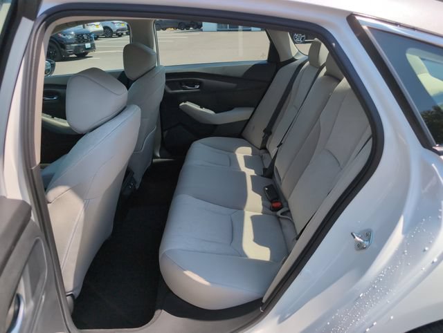 New 2026 Platinum White Pearl Honda LX image 16