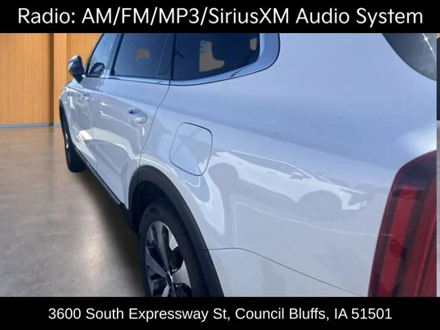 Used 2020 White Kia EX image 9