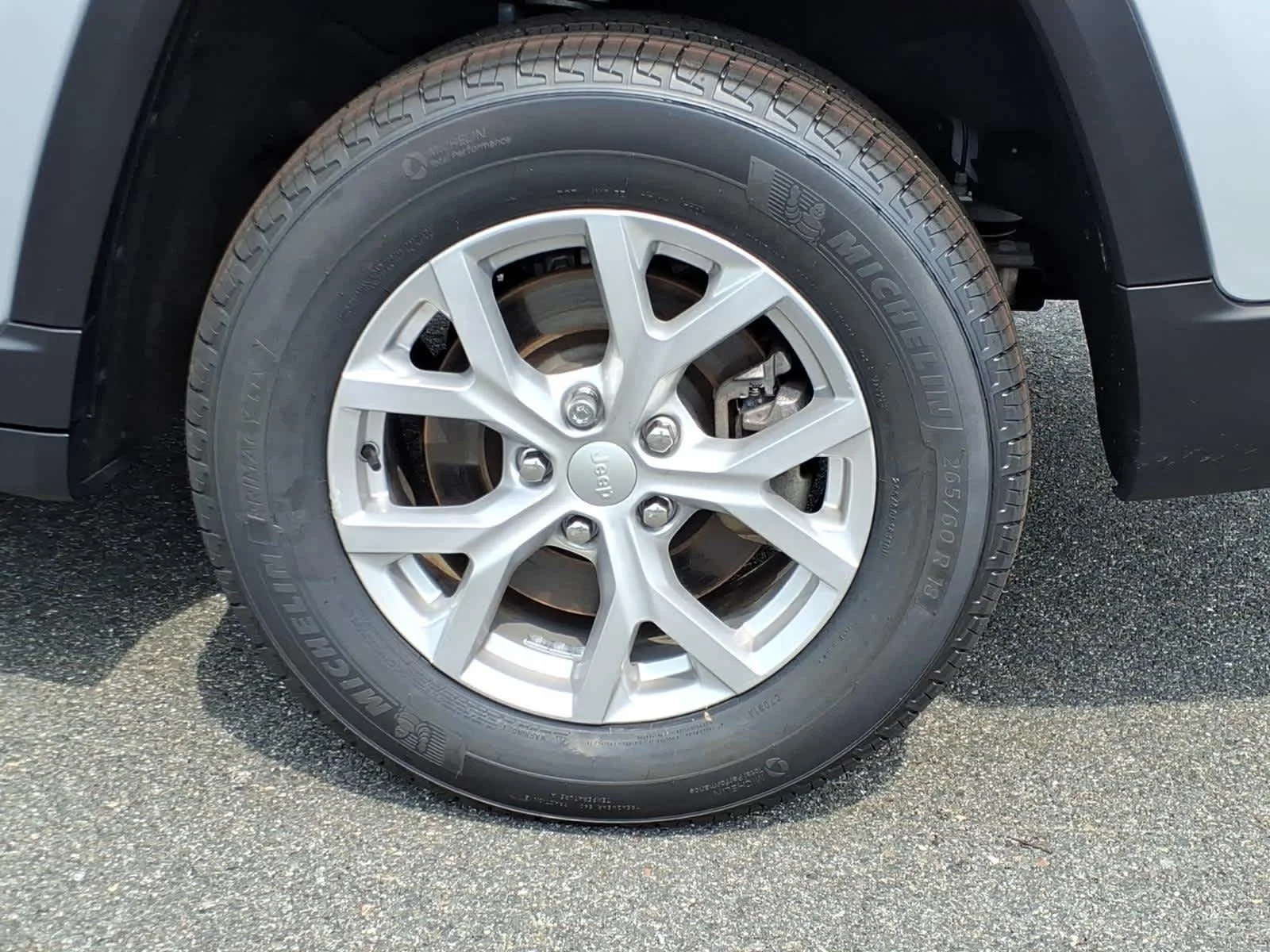 Certified Used 2023 Silver Zynith Jeep Limited image 13