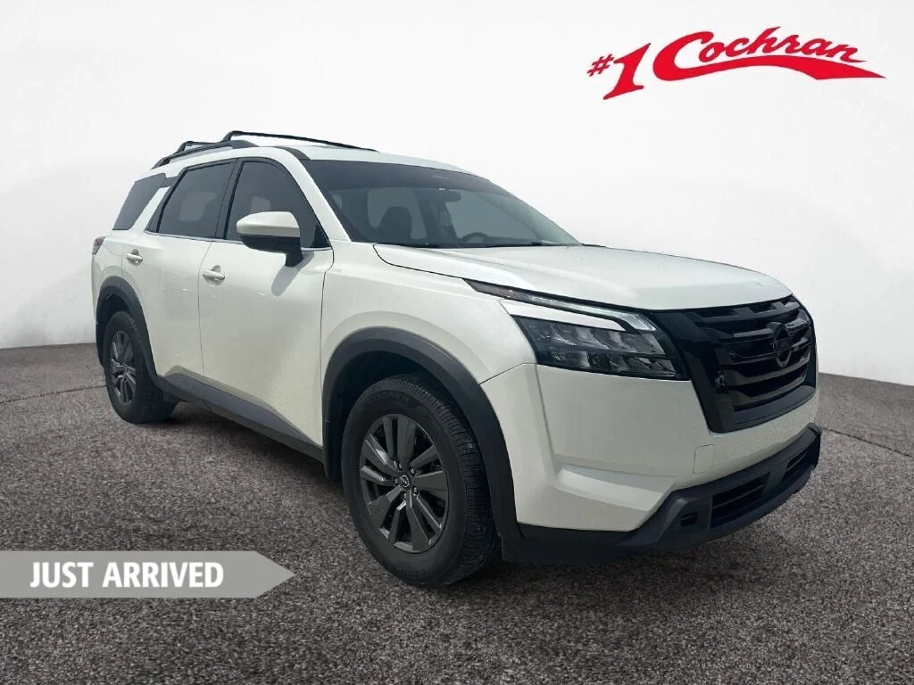 2023 Nissan Pathfinder SV 4WD's photo
