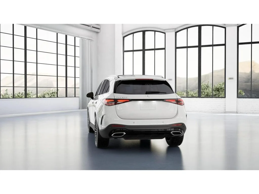 New 2027 White Mercedes-Benz GLC 300 image 26
