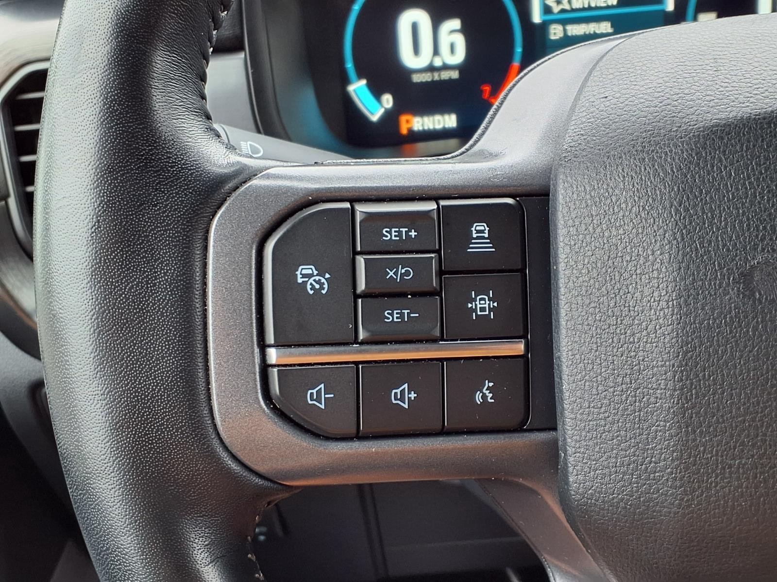 Used 2023 Iconic Silver Metallic Ford LARIAT image 27