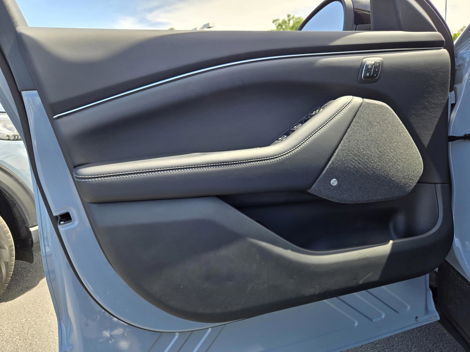 New 2026 Glacier Gray Metallic Tri-coat Ford Premium image 10