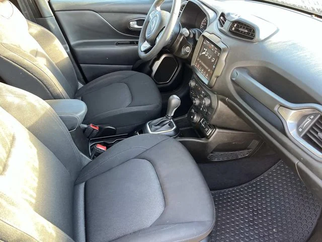 Used 2023 Black Jeep Latitude image 22