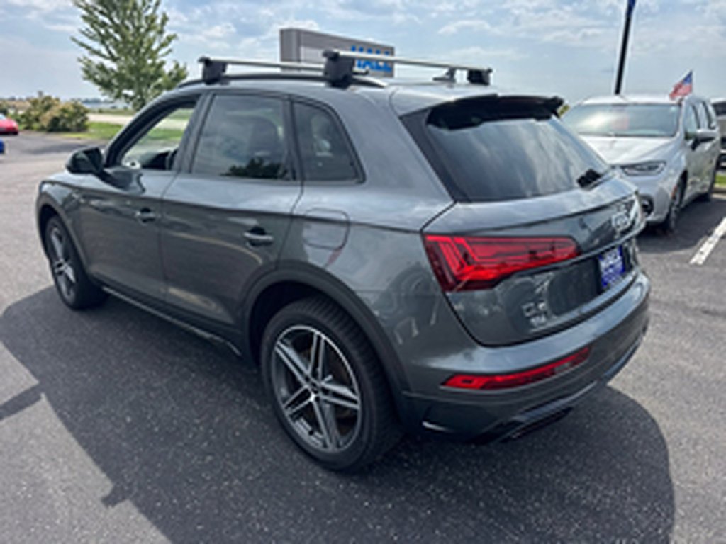 Used 2023 Daytona Gray Pearl Effect Audi e quattro S line Prem Pl 55 TFSI image 111