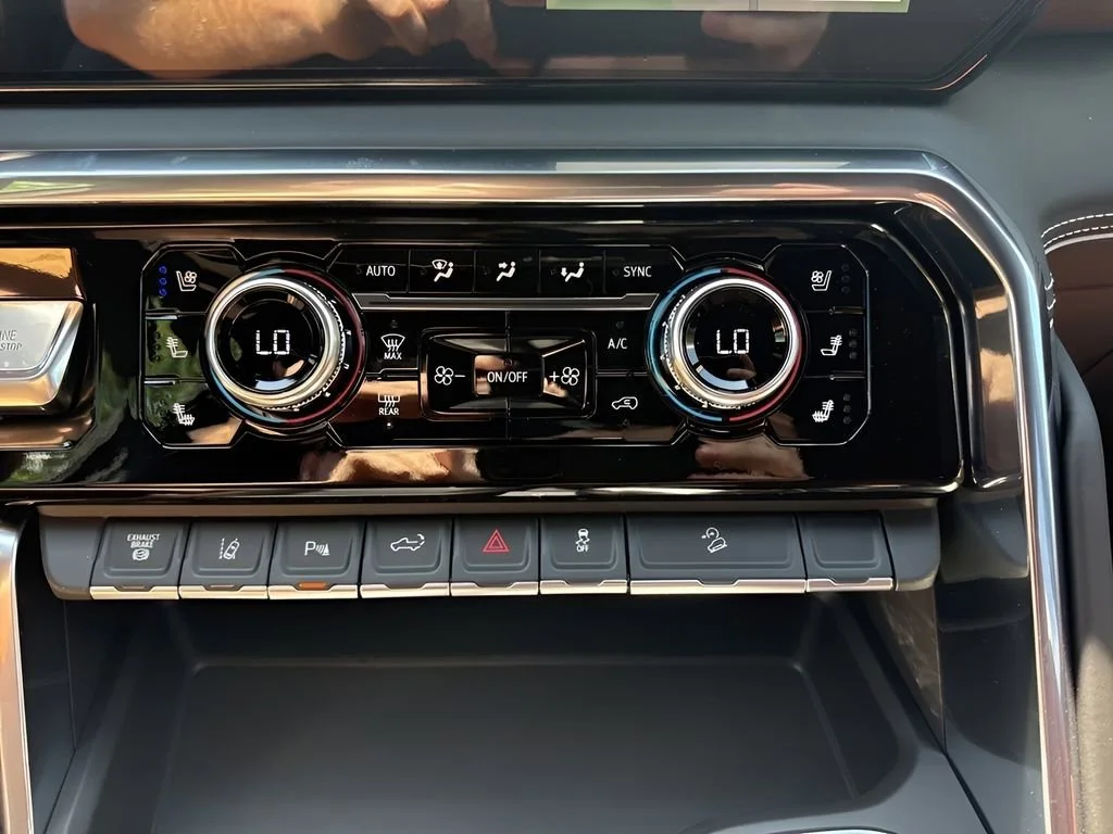 New 2026 Sterling Metallic GMC Denali Ultimate image 22