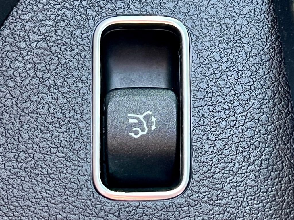 Certified Used 2024  Mercedes-Benz GLS 450 image 41