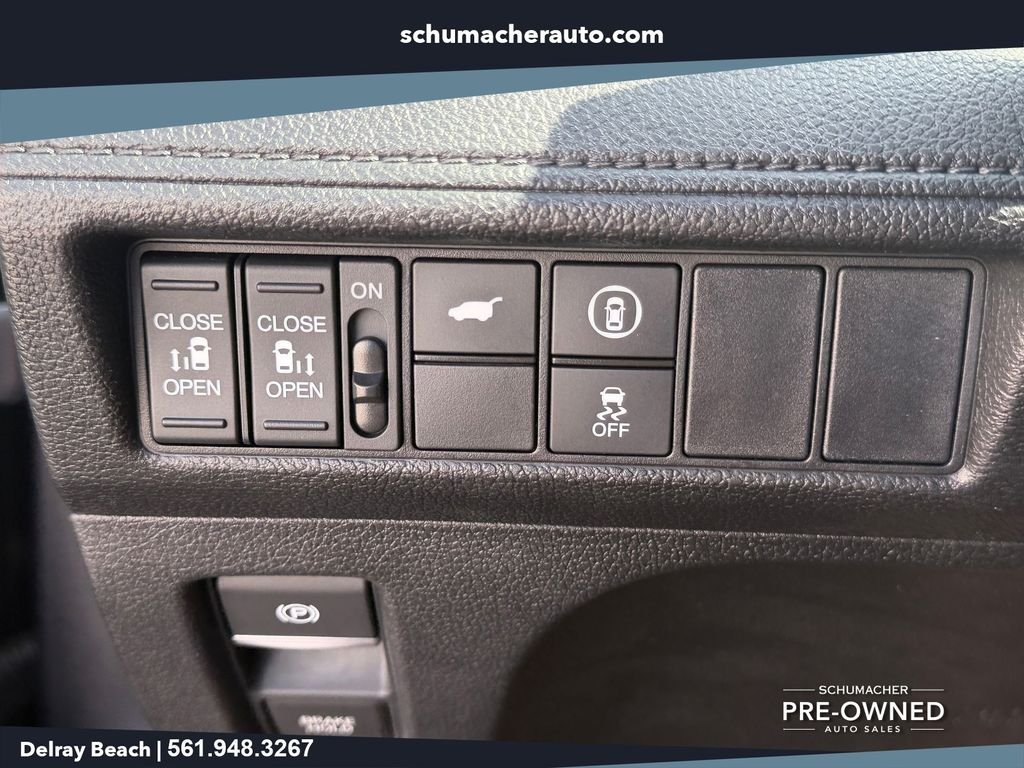 Used 2024 Black Honda EX-L image 29