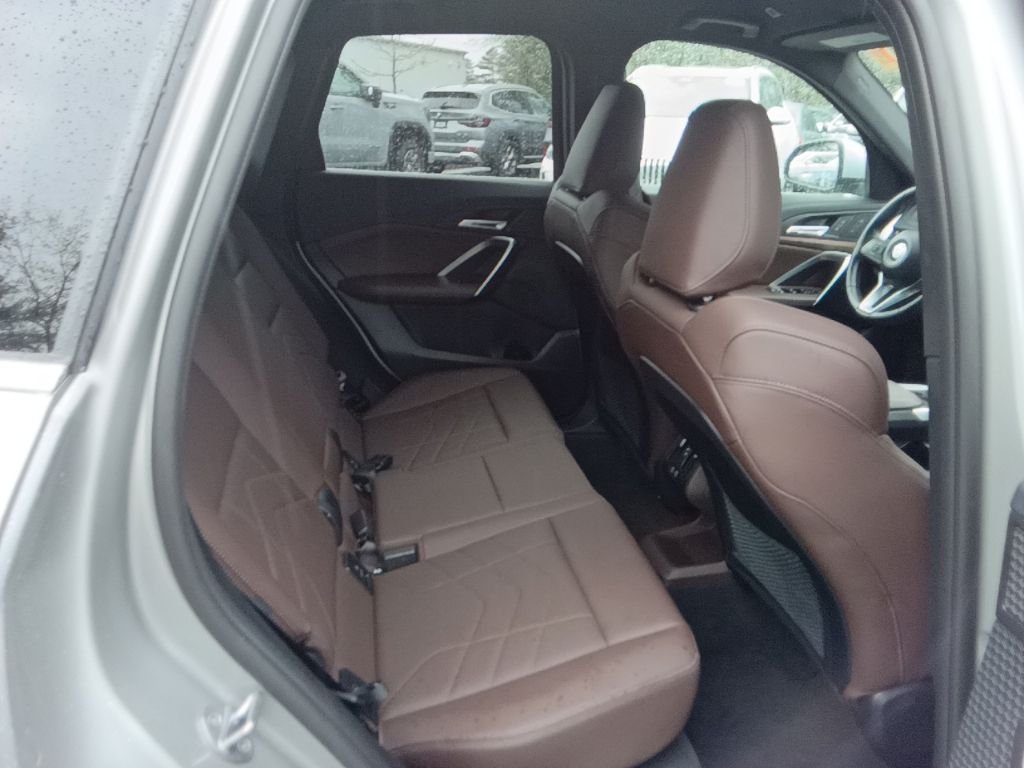 Certified Used 2023 Space Silver Metallic BMW xDrive28i image 23
