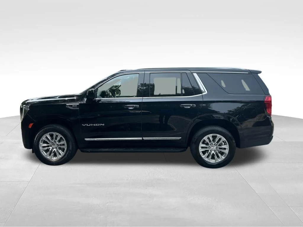 Used 2024 Black GMC SLT image 2