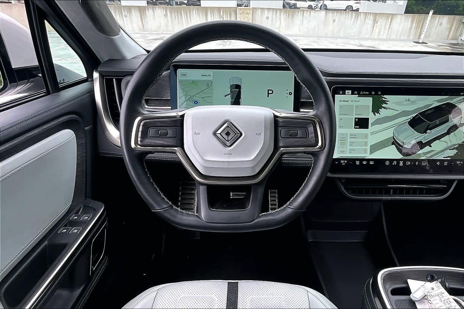 Used 2023 Glacier White Rivian Launch Edition image 5