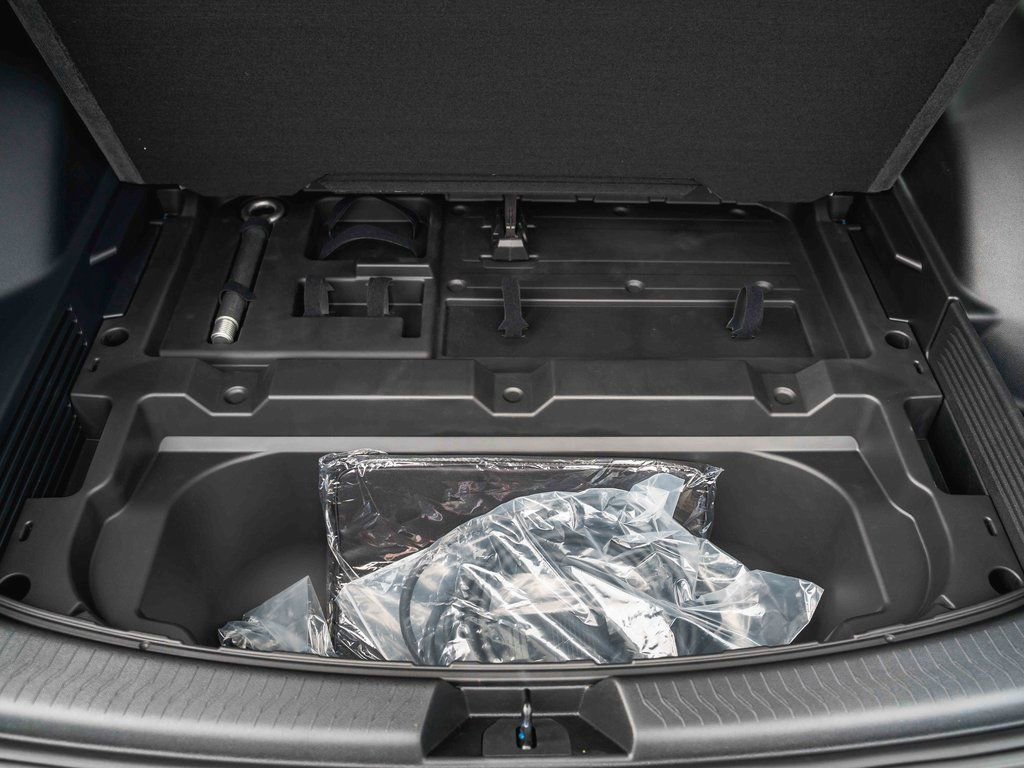2025 Chevrolet Equinox EV RS - Photo 57