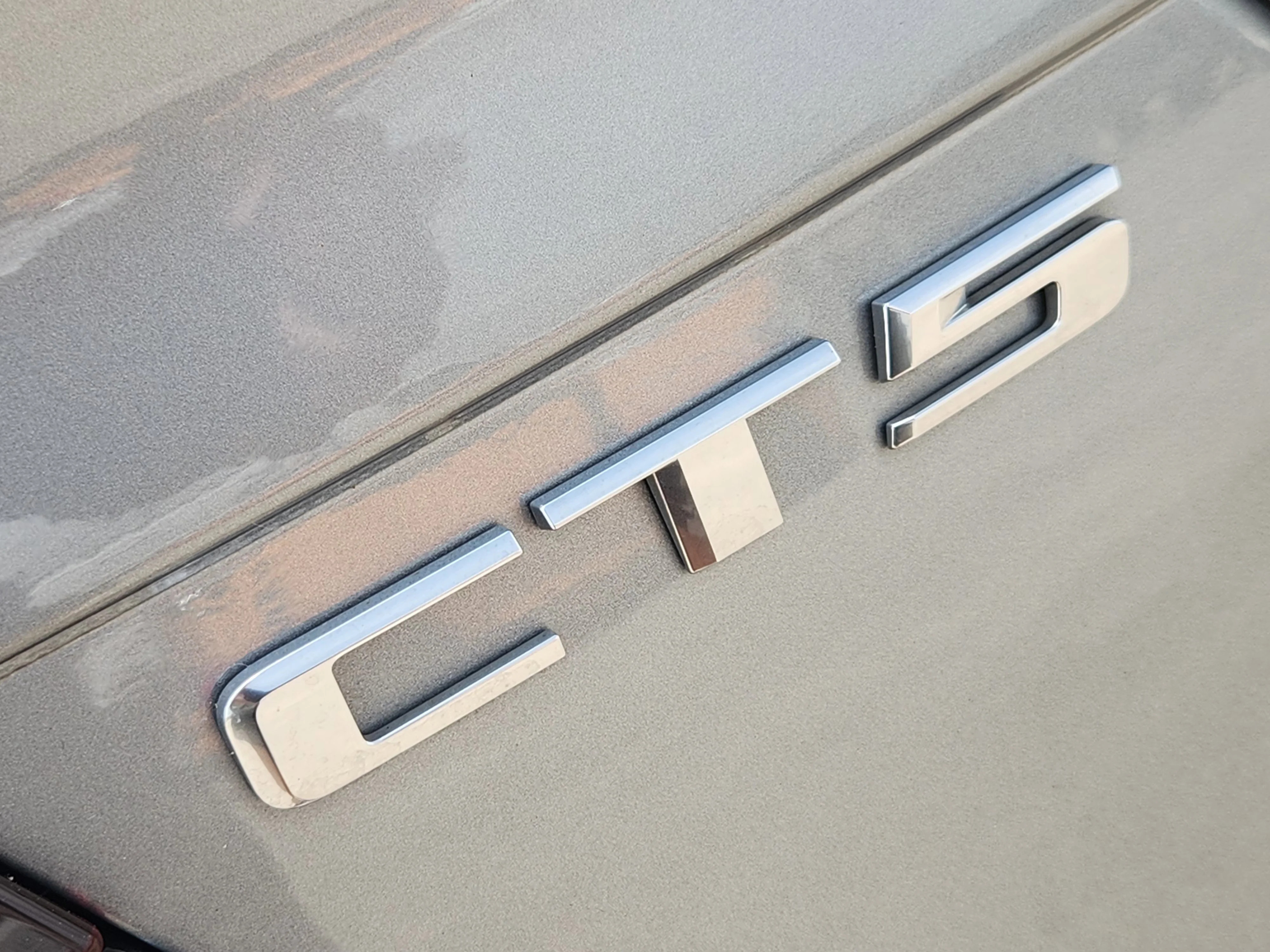 Used 2024 Argent Silver Metallic Cadillac Premium Luxury image 12