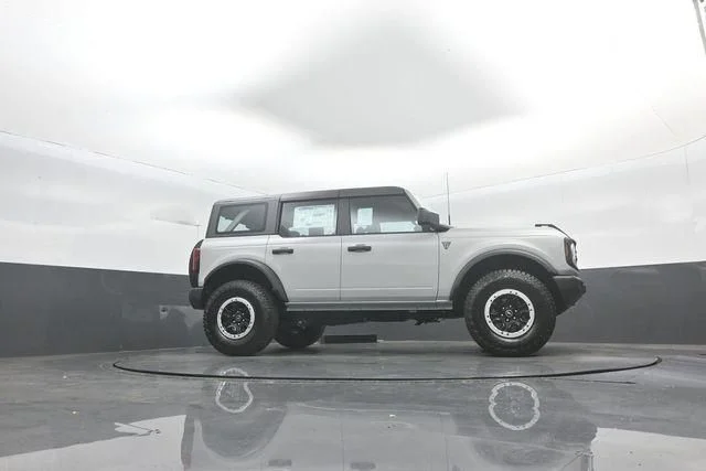 New 2026 Avalanche Gray Ford Base image 28