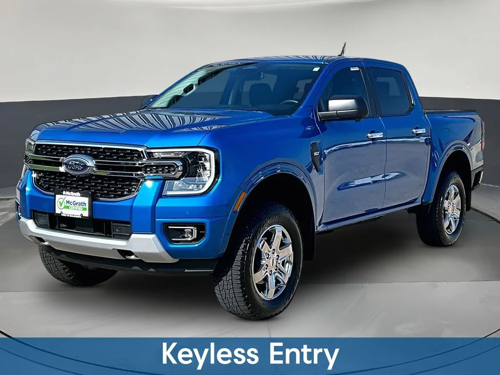 Used 2024 Blue Ford XLT image 3