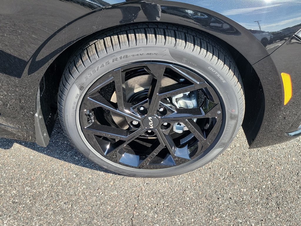 New 2027 Aurora Black Pearl Kia GT-Line image 39