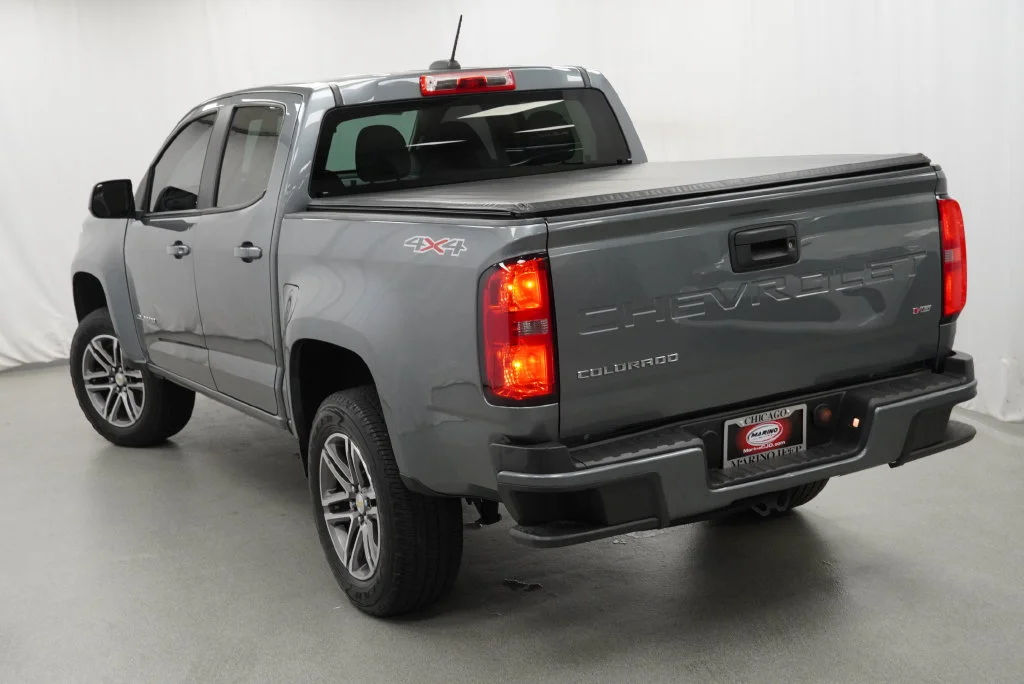 Used 2022 Gray Chevrolet Work Truck image 15